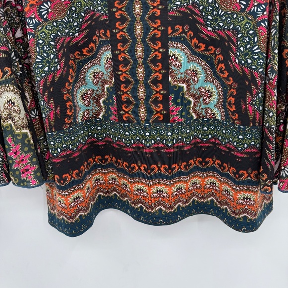 La Vanya Top Women 1X Multicolor Flare Sleeves Southwest Paisley Stretch Tunic - Picture 5 of 12